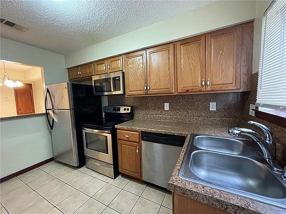 5th image of 1304 Cartier Dr