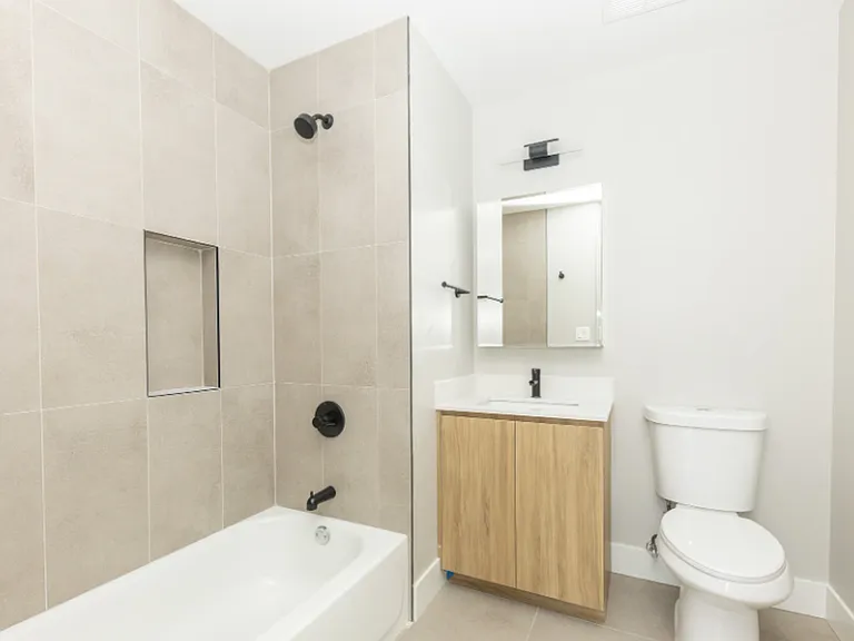 Sixty44 Residences — Photo 14