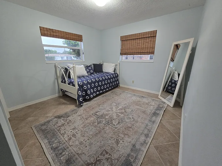 W Terrace Dr — Photo 18