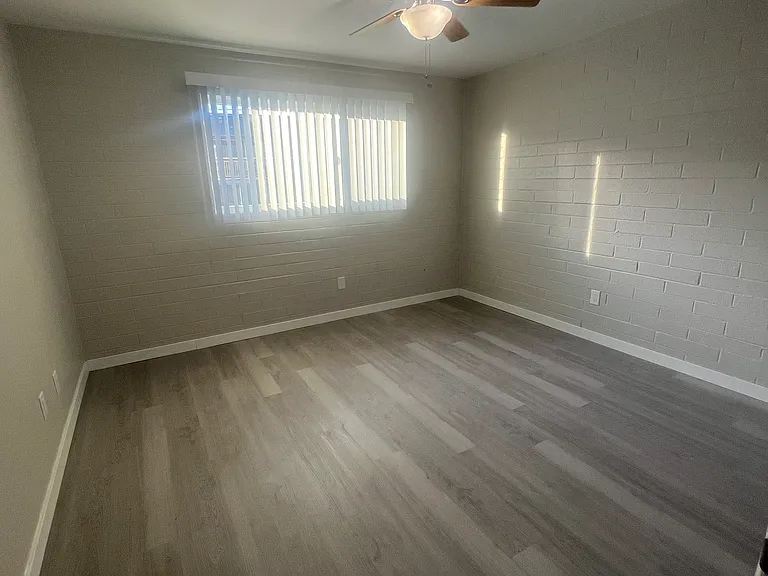 6565 N 19th Ave #10 — Photo 11