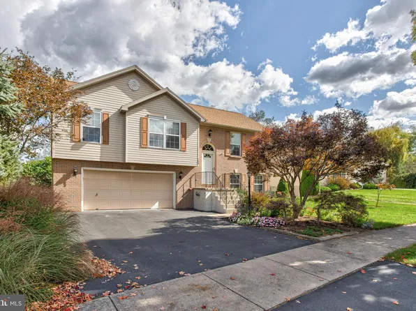 743 Tanager Dr, State College, PA 16803