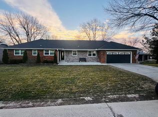 901 Fairlane Dr, Chillicothe, MO 64601