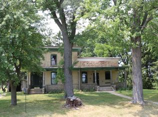 N6293 N Grove Rd, Juneau, WI 53039