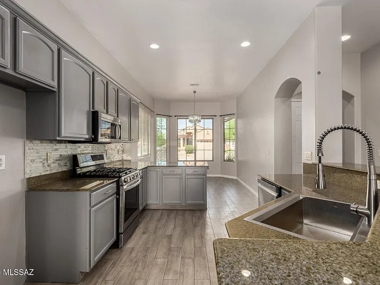 12842 N Westminster Dr — Photo 5