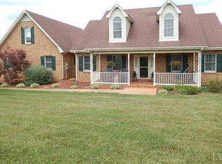 1453 Heathwood Dr, Goode, VA 24556