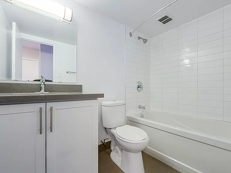 640 Sheppard Ave E — Photo 12