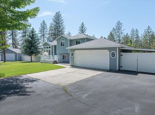 17212 N Meadowview Ct, Nine Mile Falls, WA 99026