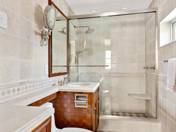 175 East 62nd Street 9D image 11 of 11