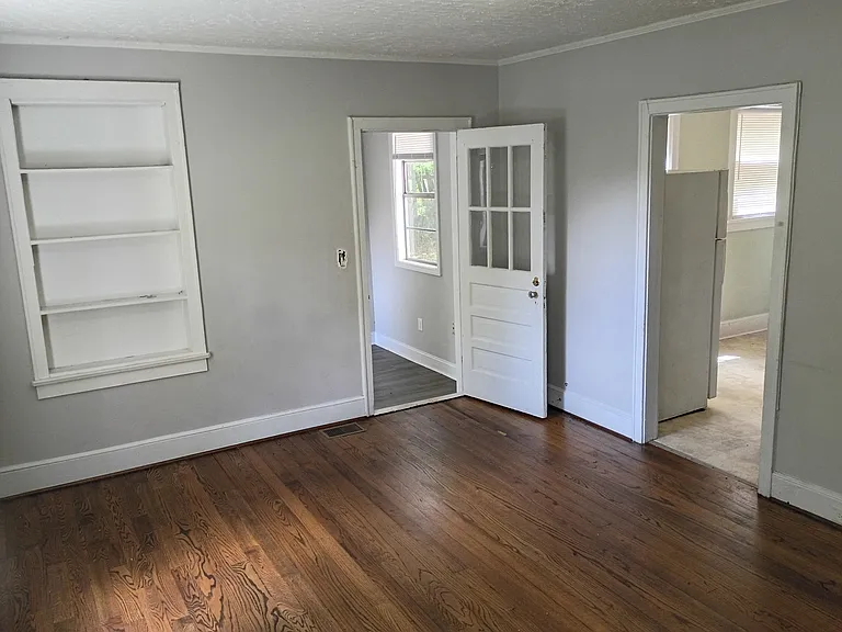 1450 Kingston Rd — Photo 15