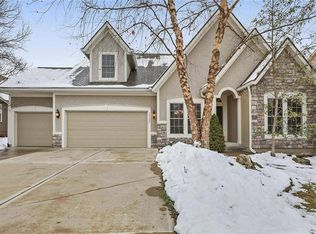 15525 Pawnee St, Overland Park, KS 66224