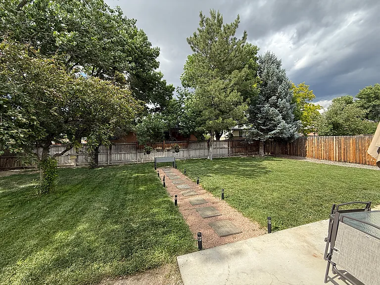 2257 London Way — Photo 18