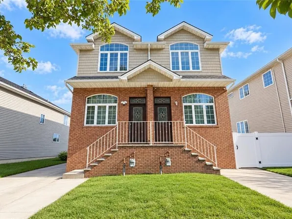 804 Richmond Rd, Staten Island, NY 10304