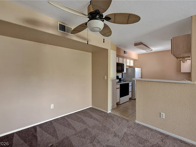 2300 Silverado Ranch Blvd #2031 — Photo 7