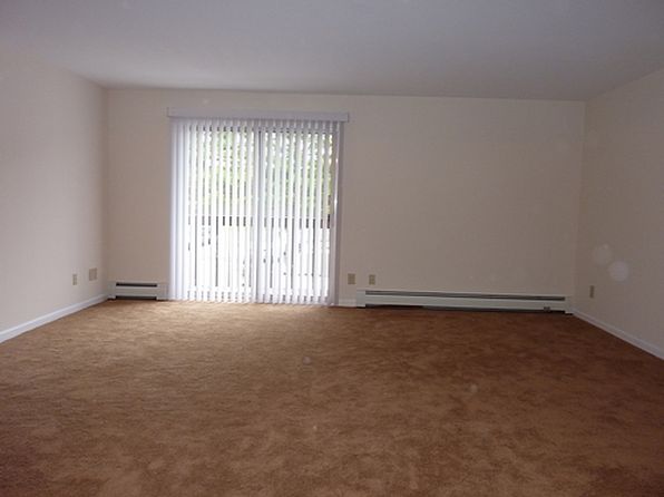 15 Muriel Ct APT B