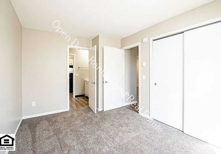 303 Autumn Hills Dr — Photo 10