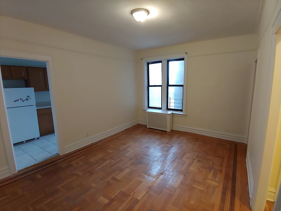 1st image of 8603 102nd St APT 5A