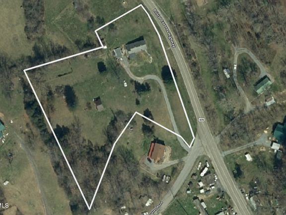 4th image of 804 Bristol Caverns Hwy