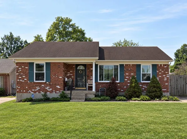 7102 River Field Dr, Louisville, KY 40258