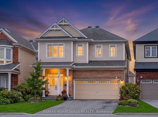 161 Flowing Creek Cir, Ottawa, ON K2M 0K2