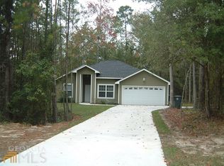 380 Clarks Bluff Rd, Kingsland, GA 31548