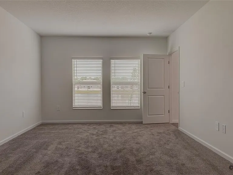 1490 Brentwood Dr — Photo 24