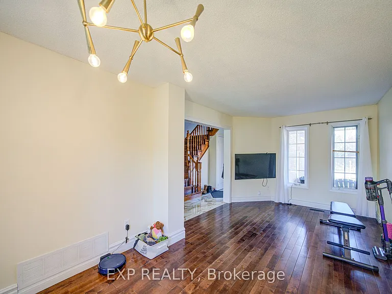 3824 Allcroft Rd — Photo 6