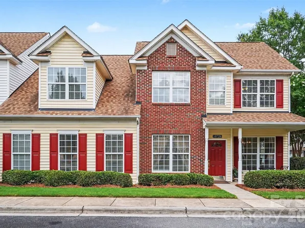 10729 Yellow Tail Ct, Charlotte, NC 28270