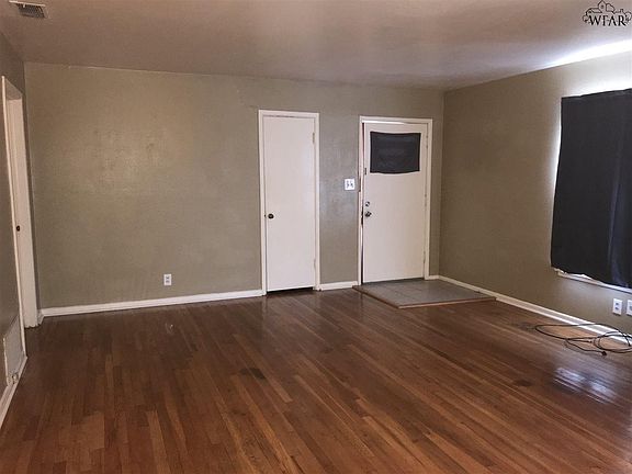 2nd image of 4309 McNiel Ave