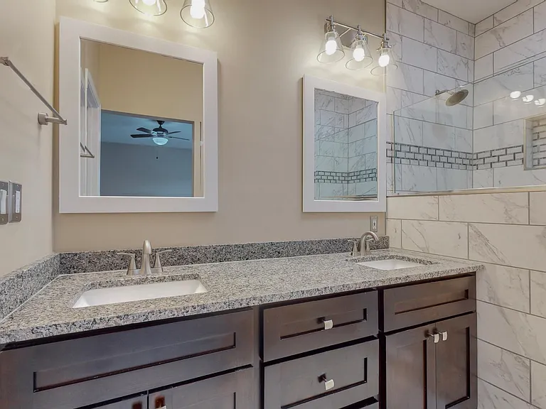 8405 Fairmont Dr NW — Photo 37