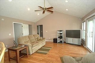 4th image of 9582 Brian Dr