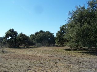 301 R N Ranch Rd #R, Rio Frio, TX 78879