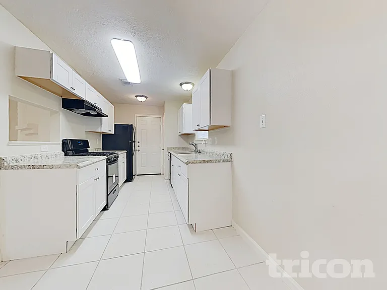 3446 Edgecreek Dr — Photo 13