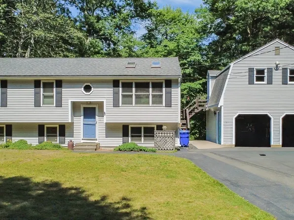 230 Staples St, Taunton, MA 02780