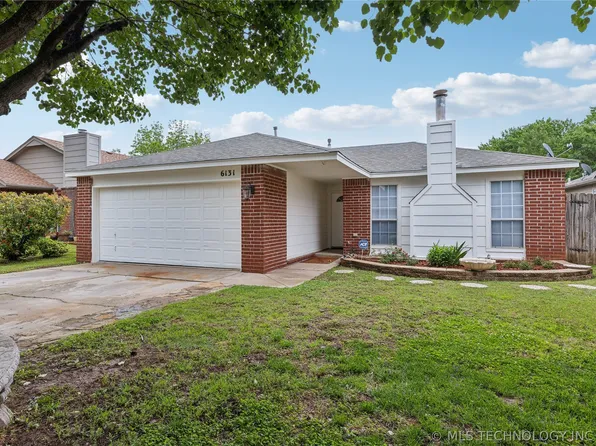 6131 S Madison Pl, Tulsa, OK 74136