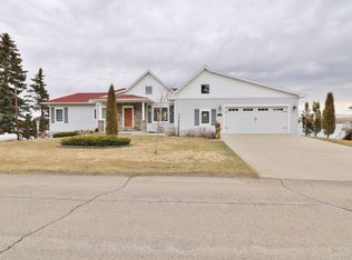 150 S Rice Lake Rd, Douglas, ND 58735