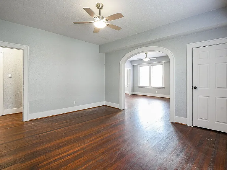3015 Isabella St — Photo 9