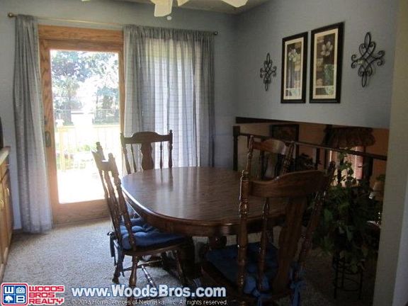5th image of 3905 Mary Ln