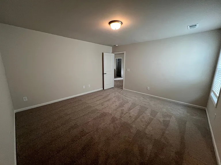 293 Mansell Park — Photo 33
