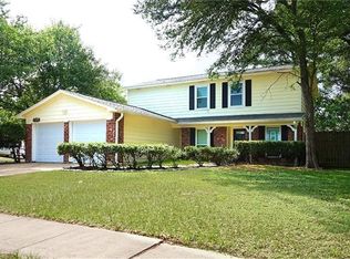 6922 River Mill Dr, Spring, TX 77379