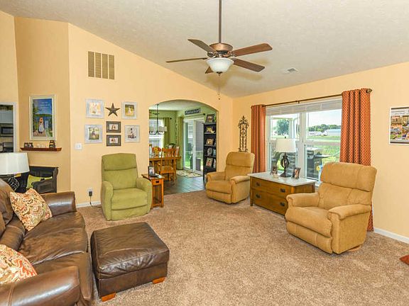 5th image of 2852 Needletail Dr