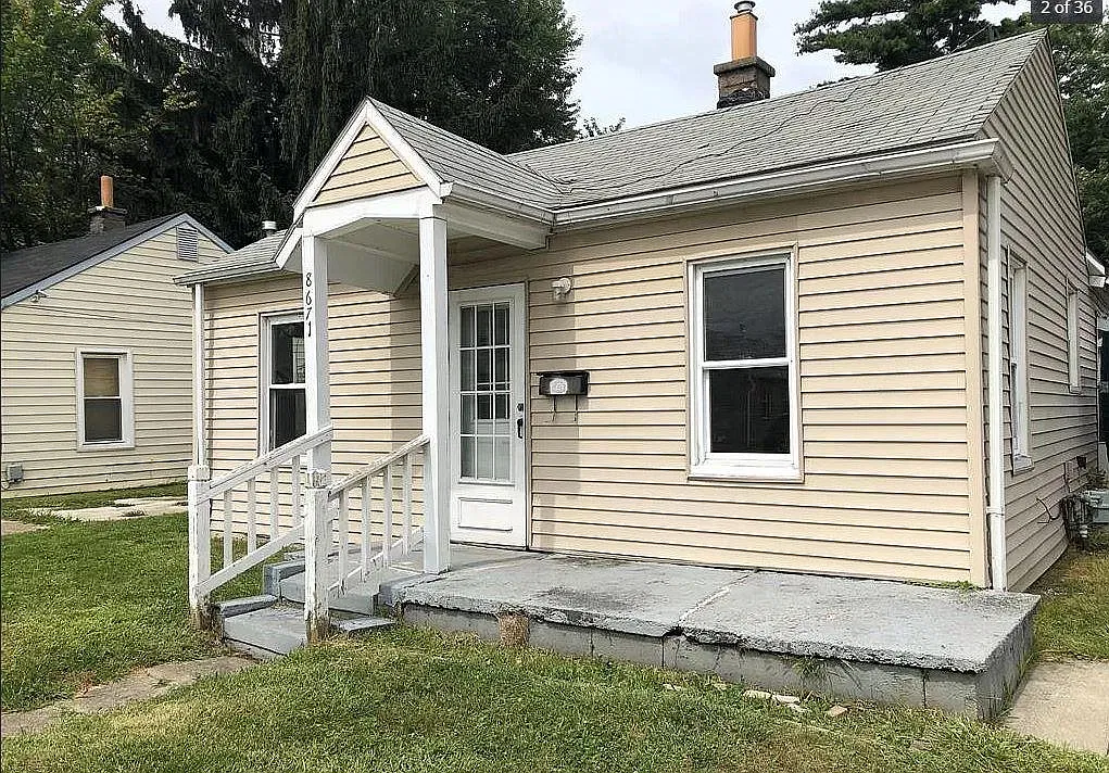3 bed, 747 sqft, $1,350 — Photo 2