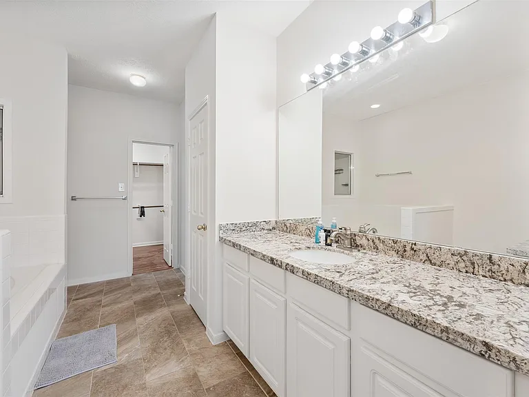 6518 Portuguese Bend Dr — Photo 17