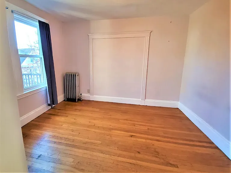 39 Waterhouse St #4 — Photo 6