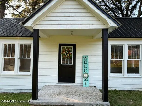 834 State Highway 12, Kosciusko, MS 39090