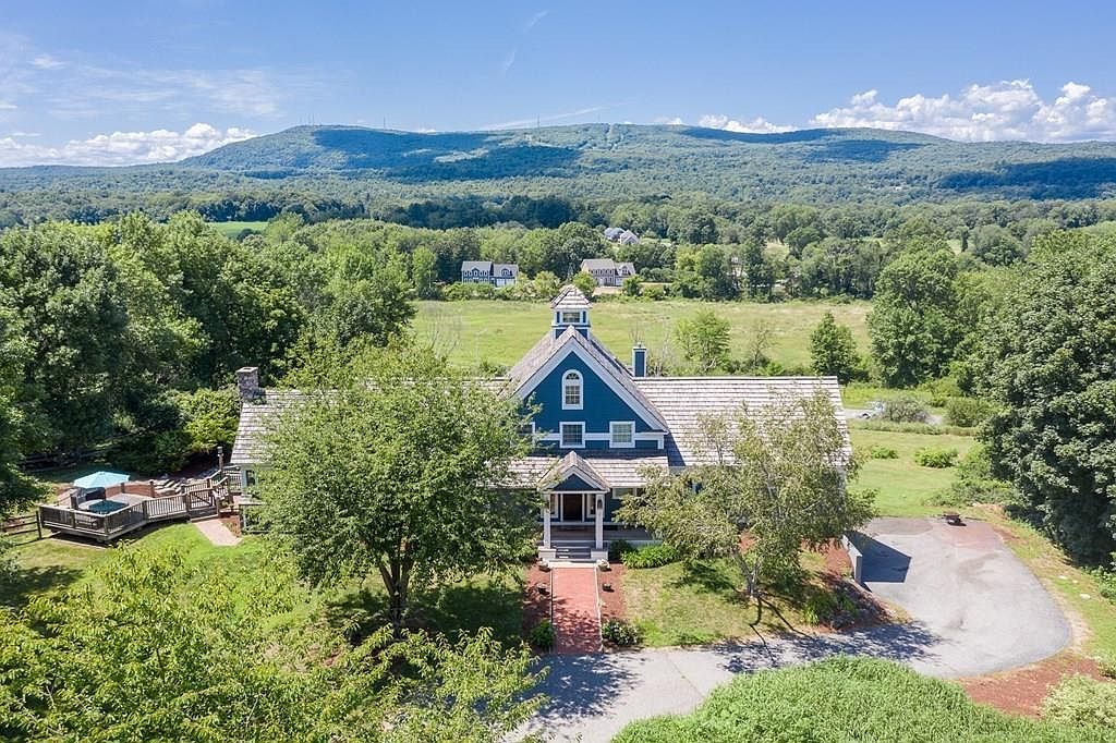 8 Sunrise Cir, South Hadley, MA 01075 Zillow