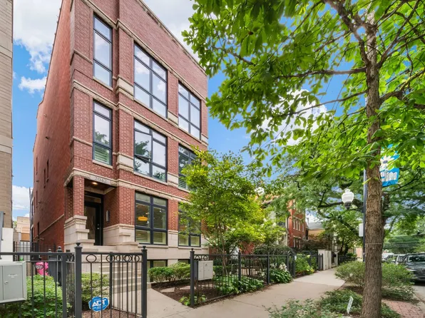 2042 N Racine Ave #101, Chicago, IL 60614