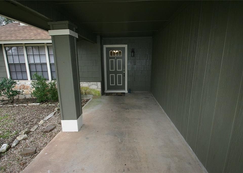 1st image of 4203 Dauphine Dr