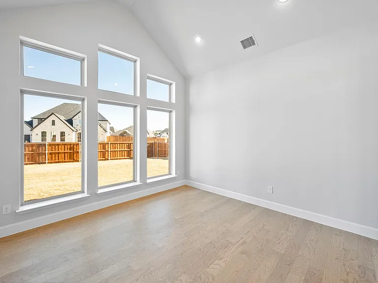 552 Horsetail Way — Photo 16