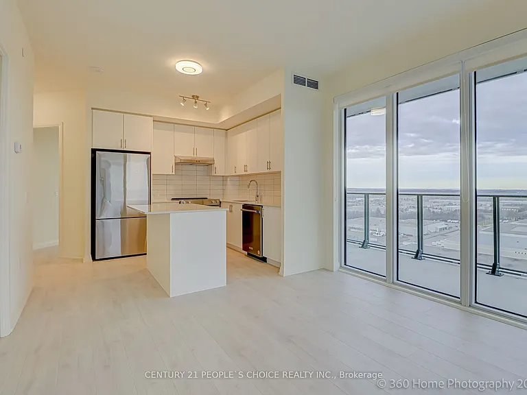 9000 Jane St #2102 — Photo 11