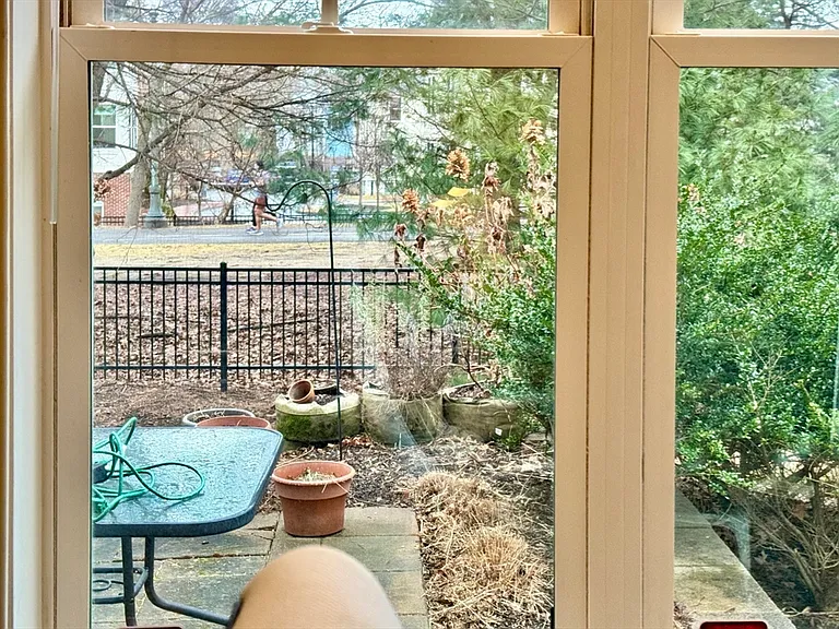 105 Harvey St #105 — Photo 30